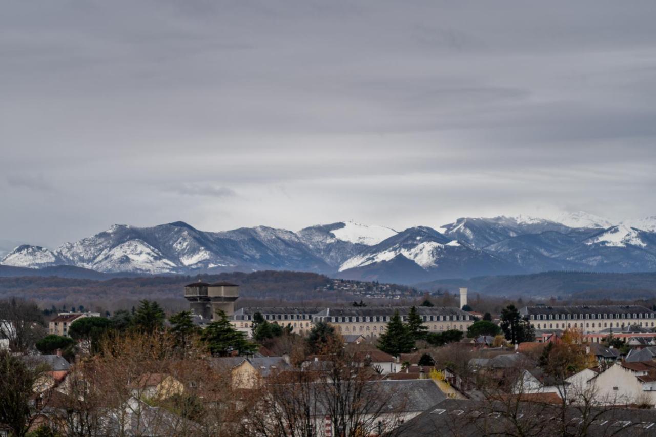 Cap Sud - 53M2- Vue Pyrenees- Hypercentre-Wifi Fibre -Nouvelle Literie Apartment Tarbes Luaran gambar