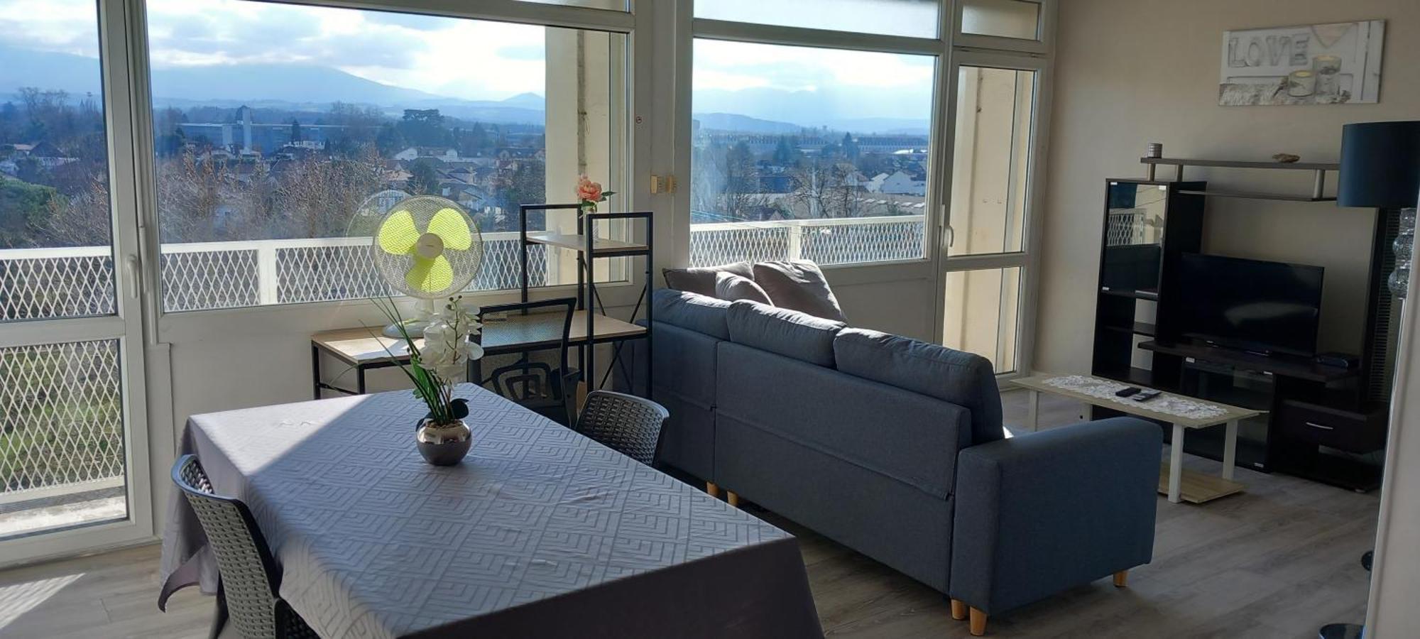 Cap Sud - 53M2- Vue Pyrenees- Hypercentre-Wifi Fibre -Nouvelle Literie Apartment Tarbes Luaran gambar