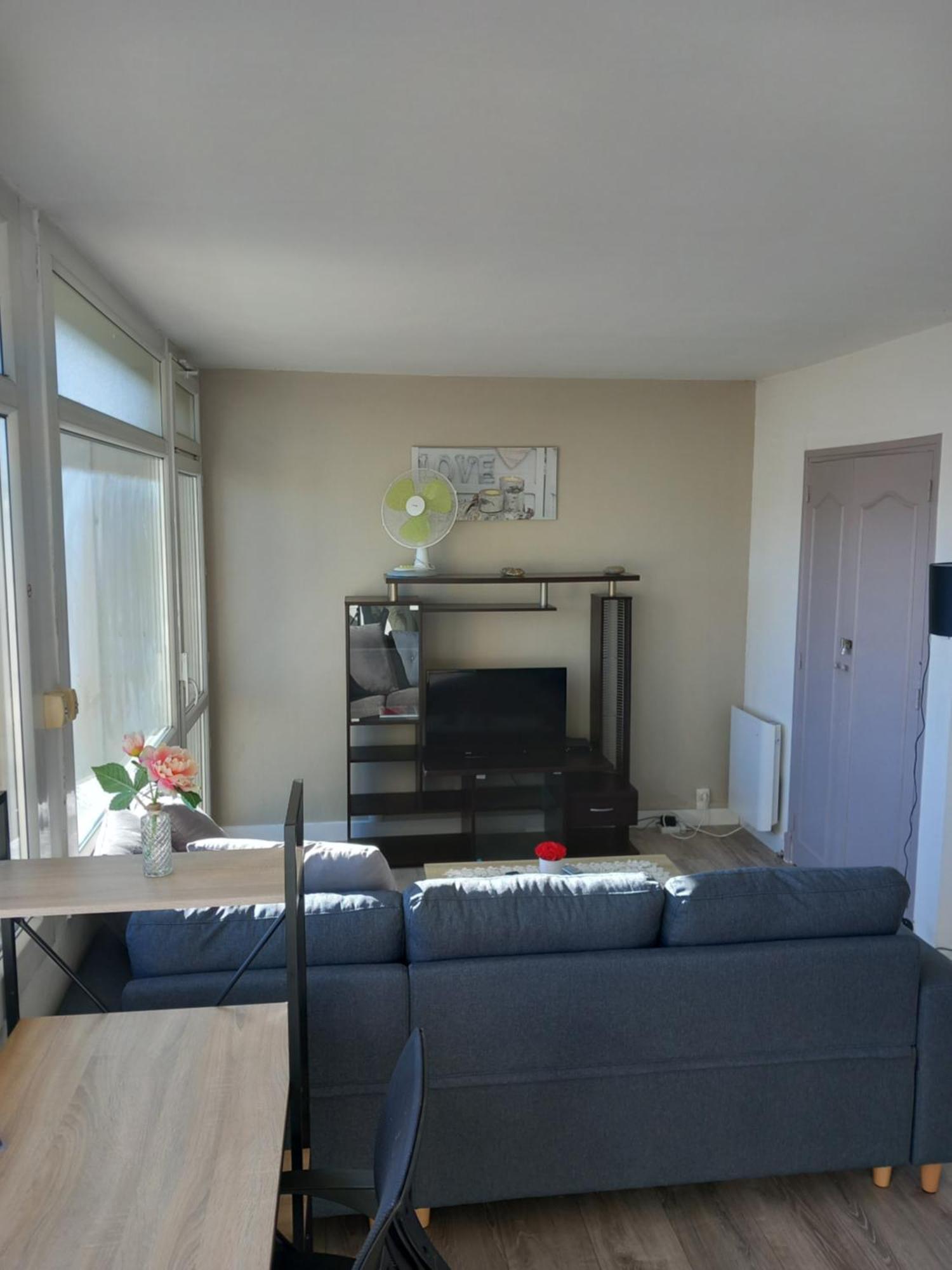 Cap Sud - 53M2- Vue Pyrenees- Hypercentre-Wifi Fibre -Nouvelle Literie Apartment Tarbes Luaran gambar
