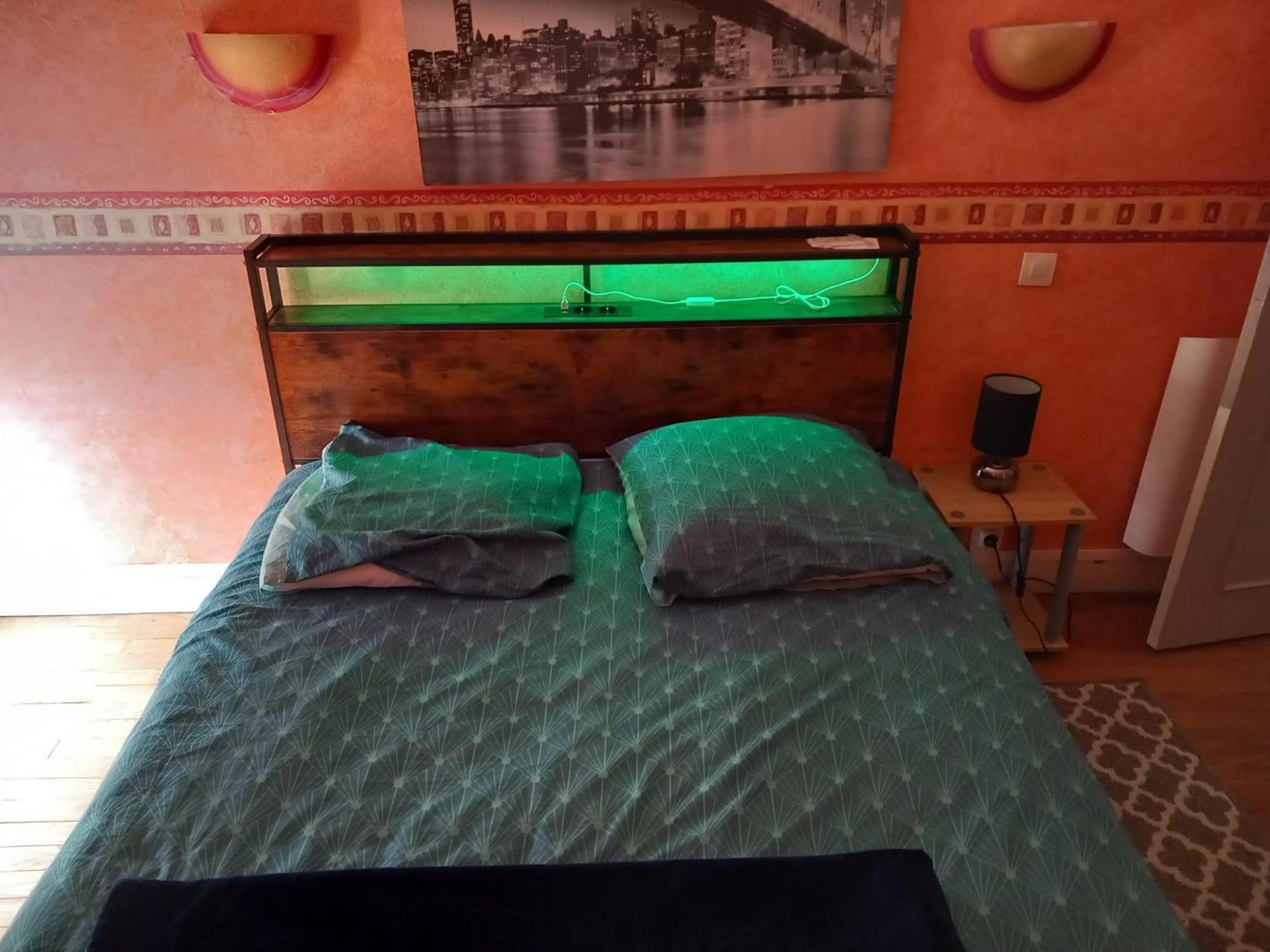 Cap Sud - 53M2- Vue Pyrenees- Hypercentre-Wifi Fibre -Nouvelle Literie Apartment Tarbes Luaran gambar